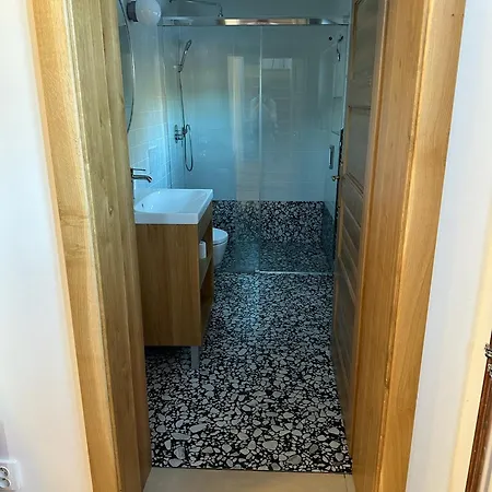 Hranicna 야노프 나트 니소우